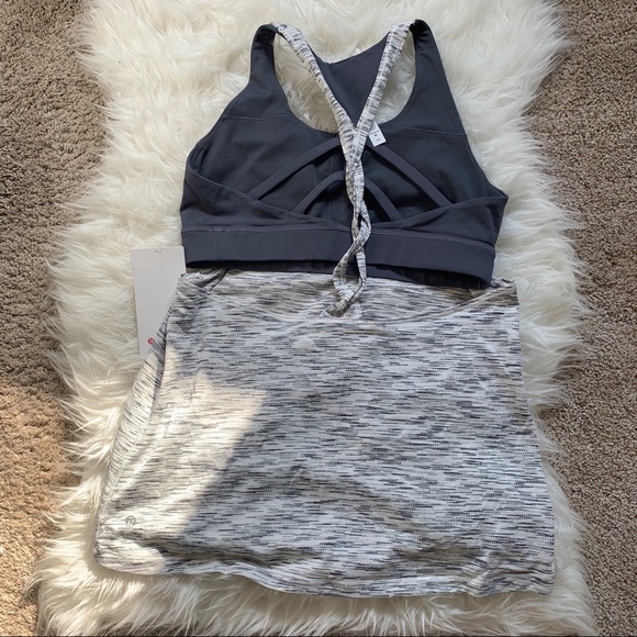 Lululemon Twist And Toil Tank with Bra - Picture 4 of 8